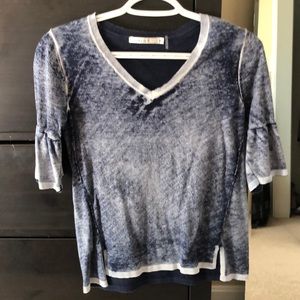 Blue and white short sleeve top